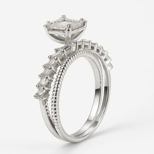 FANCY DIAMOND RING